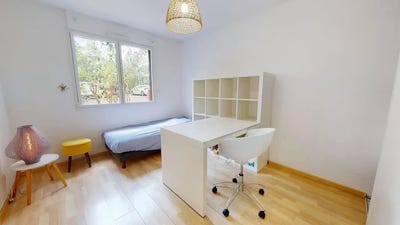 /international/fr/rue-de-saint-cyr-lyon-rhone-310106043085/