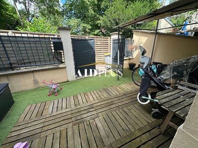 /international/fr/saint-leu-la-foret-ile-de-france-310100631107/