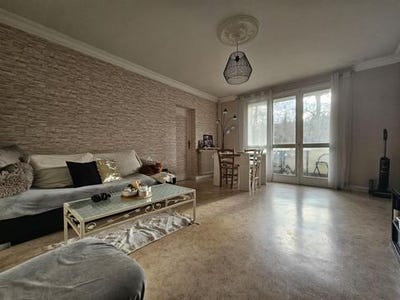 /international/fr/castres-midi-pyrenees-310105821183/