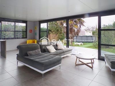 /international/fr/donges-pays-de-la-loire-310105210058/