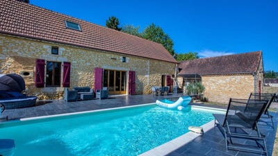 /international/fr/saint-cyprien-aquitaine-310100962735/?lang=zh-cn