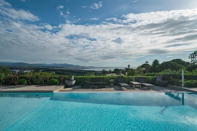 /international/fr/villeneuve-loubet-hh-15588950-villeneuve-loubet-provence-alpes-cote-d-azur-310100960064/?lang=zh-tw