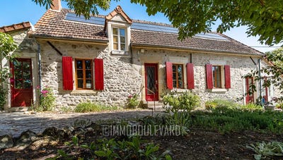 /international/fr/vicq-exemplet-centre-val-de-loire-310099622439/