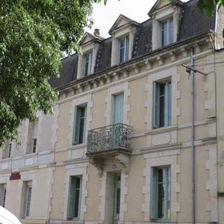 /international/fr/fontenay-le-comte-pays-de-la-loire-310101204831/?lang=zh-tw