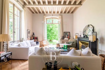 /international/fr/saint-cirq-lapopie-midi-pyrenees-310100604109/