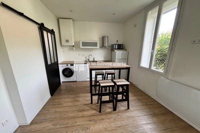 /international/fr/toulon-charente-310108376068/