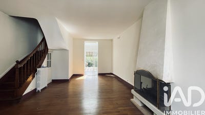 /international/fr/tours-centre-val-de-loire-310108044401/
