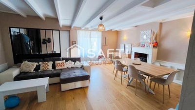 /international/fr/la-chaize-le-vicomte-pays-de-la-loire-310110251554/