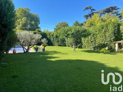 /international/fr/pelissanne-provence-alpes-cote-d-azur-310098470317/
