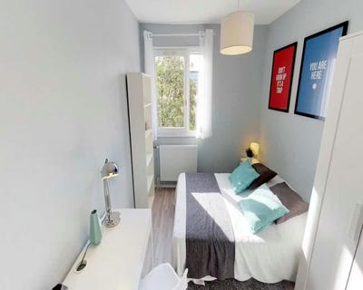 /international/fr/rue-de-saint-cloud-lyon-rhone-310107972001/