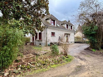 /international/fr/cheverny-centre-val-de-loire-310105943675/