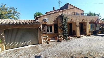 /international/fr/castelnaudary-languedoc-roussillon-120094118562/
