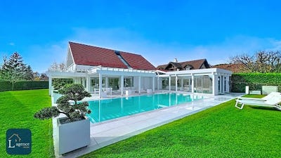 /international/fr/prevessin-moens-rhone-310107642202/