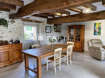 /international/fr/tillieres-pays-de-la-loire-310100830798/