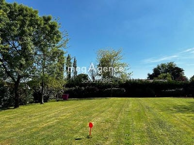 /international/fr/bouaye-pays-de-la-loire-310107331620/