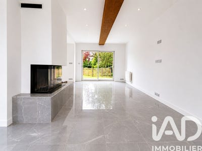 /international/fr/sainville-centre-val-de-loire-310108618904/