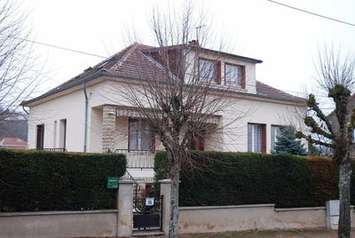 /international/fr/le-creusot-burgundy-310105629562/