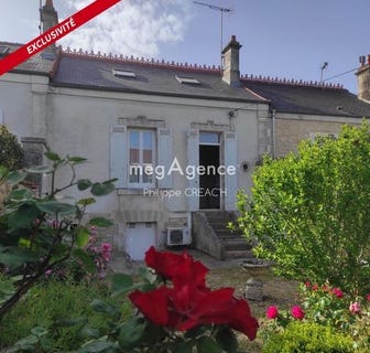 /international/fr/saint-jean-d-angely-charente-310102398898/