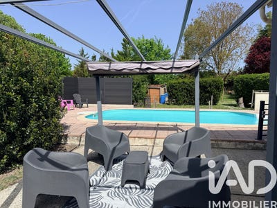 /international/fr/salles-d-angles-charente-310107491097/