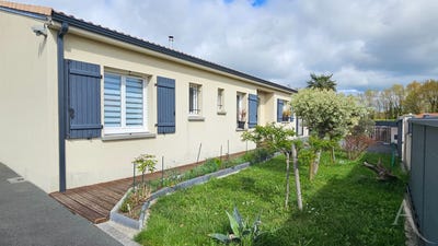 /international/fr/saint-etienne-du-bois-pays-de-la-loire-310104466927/