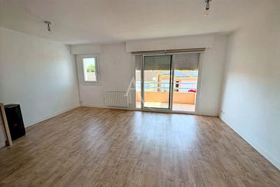 /international/fr/les-sables-d-olonne-pays-de-la-loire-310108419684/