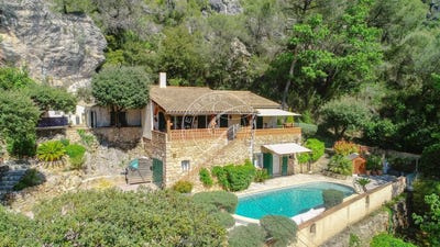 /international/fr/villecroze-provence-alpes-cote-d-azur-310108944573/