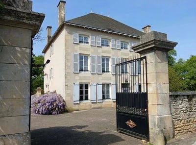 /international/fr/gencay-charente-310108675883/