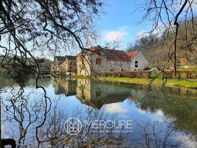 /international/fr/venarey-les-laumes-burgundy-310107949855/