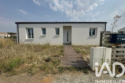 /international/fr/saint-pierre-d-amilly-charente-310107520796/