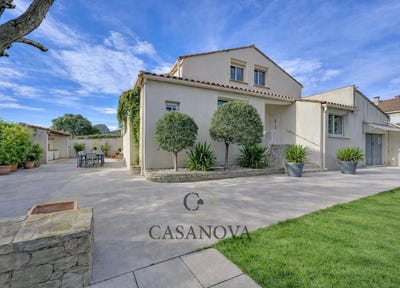 /international/fr/saint-mathieu-de-treviers-languedoc-roussillon-310108429827/