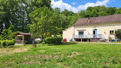 /international/fr/maisonnais-sur-tardoire-limousin-120086185621/