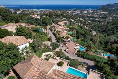 /international/fr/mandelieu-la-napoule-provence-alpes-cote-d-azur-310100741612/