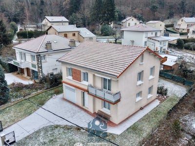 /international/fr/durtol-auvergne-310107865135/