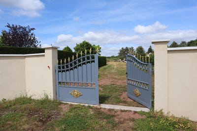 /international/fr/serbannes-auvergne-310100961866/?lang=zh-tw