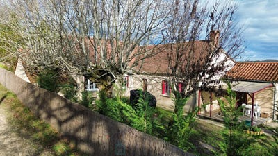 /international/fr/plazac-aquitaine-310106053884/