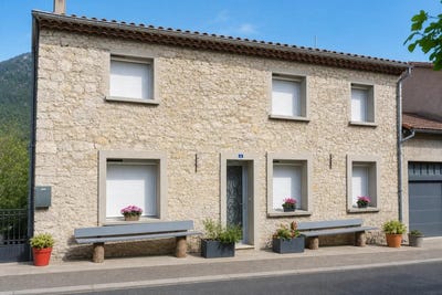 /international/fr/axat-languedoc-roussillon-310108596099/