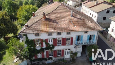 /international/fr/saint-bonnet-le-chastel-auvergne-310107010204/