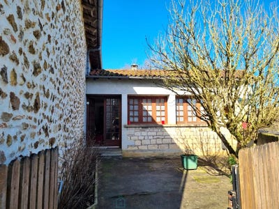 /international/fr/vitrac-saint-vincent-charente-310108487314/