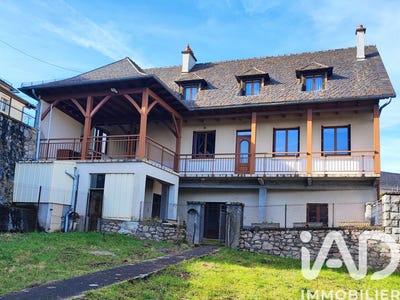 /international/fr/montsalvy-auvergne-310106064235/