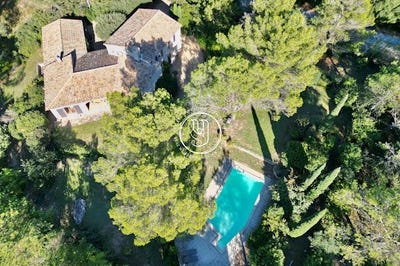 /international/fr/uzes-languedoc-roussillon-310100932901/?lang=zh-cn