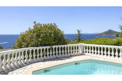 /international/fr/antheor-hh-15870443-antheor-provence-alpes-cote-d-azur-310101228939/