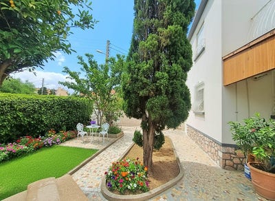 /international/fr/perpignan-languedoc-roussillon-310108596833/