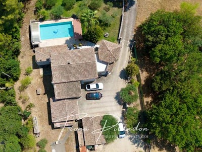 /international/fr/lauris-provence-alpes-cote-d-azur-310101106125/?lang=zh-cn