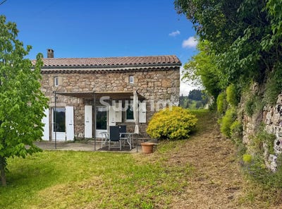 /international/fr/saint-apollinaire-de-rias-rhone-310105105408/