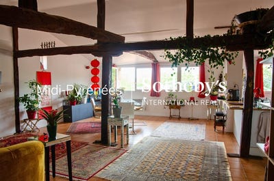 /international/fr/lavaur-midi-pyrenees-310106128668/