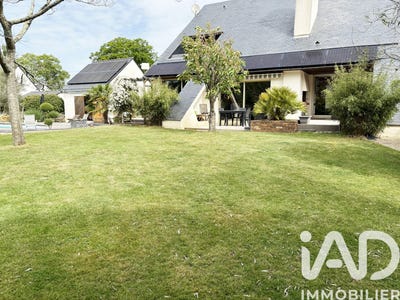/international/fr/la-chapelle-des-marais-pays-de-la-loire-310107490803/