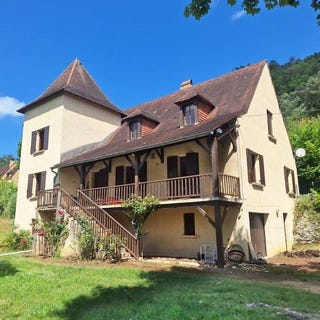 /international/fr/saint-cyprien-aquitaine-310108088934/