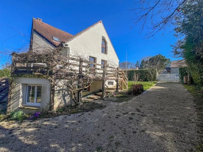 /international/fr/le-mesnil-saint-denis-ile-de-france-310109179848/?lang=it