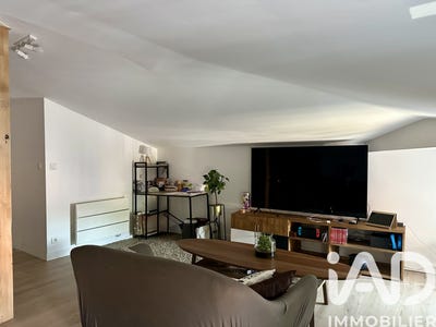 /international/fr/la-bastide-clairence-aquitaine-310108403543/
