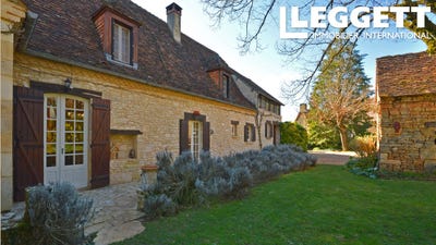 /international/fr/temple-laguyon-aquitaine-310098113160/?lang=zh-cn